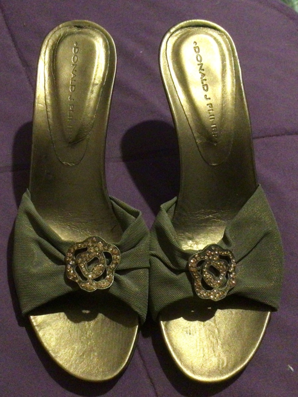 NWOT Brown Shimmery Donald Pliner 7.5